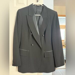 Women’s Black Double-Breasted Blazer